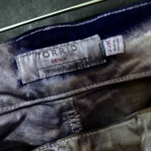 Torrid Jeggings Blue Size 22 Tie Dye Purple Wave Hand Painted Leggings stretch - Picture 4 of 7